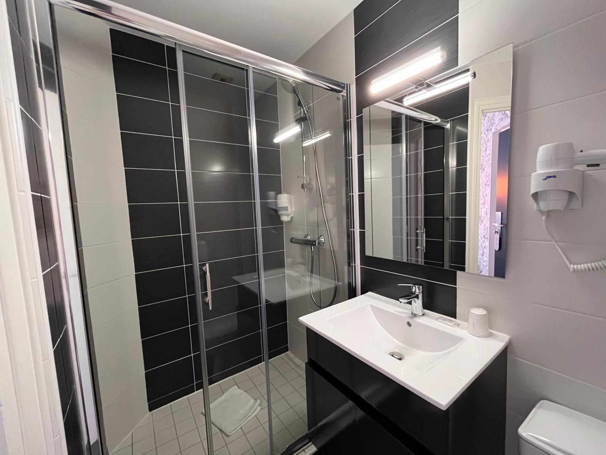 Hotel Le Keroman Lorient Luaran gambar